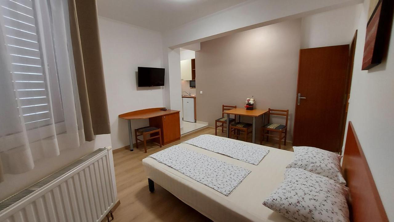 Villa Rossa Tučepi Kültér fotó